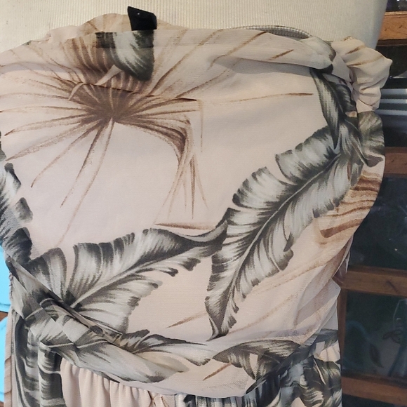 Windsor Pink and Black Strapless Jumpsuit with Sweetheart Neckline - Picture 2 of 7